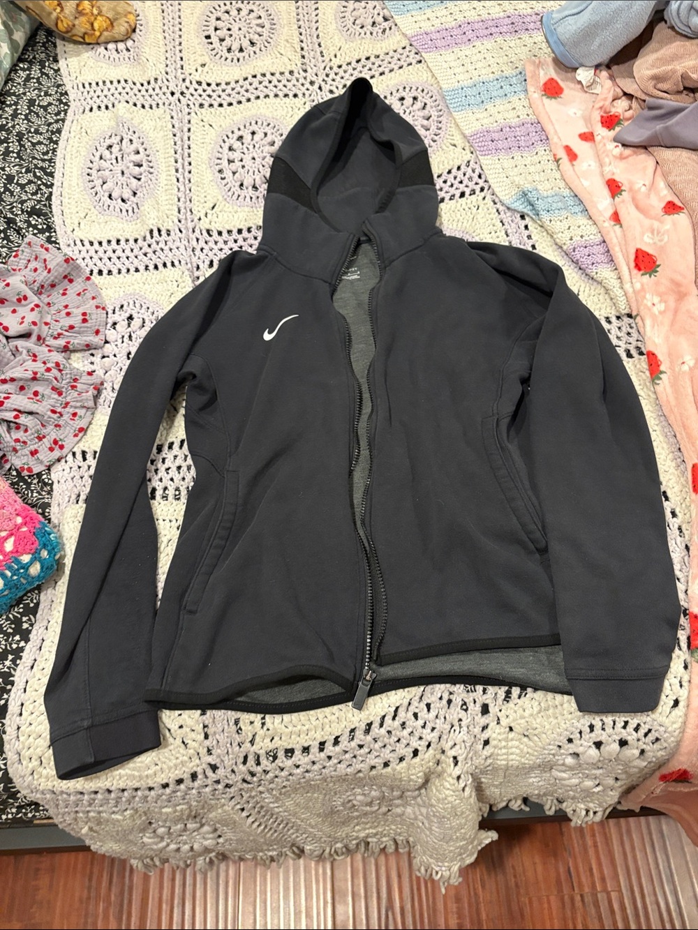 Nike Black Full-Zip Hooded Athletic Jacket